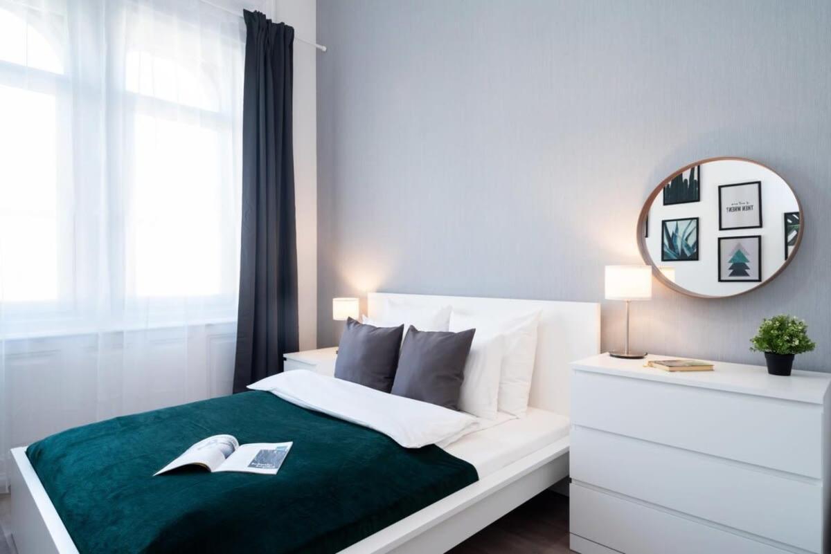 Large Apartment At Perfect Central Location بودابست المظهر الخارجي الصورة