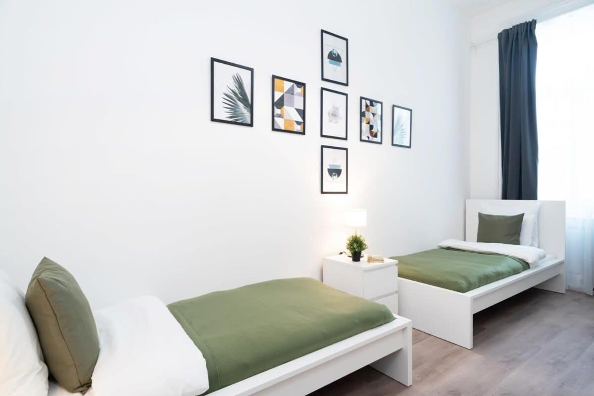 Large Apartment At Perfect Central Location بودابست المظهر الخارجي الصورة